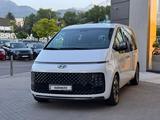 Hyundai Staria 2023 годаүшін22 500 000 тг. в Алматы – фото 2