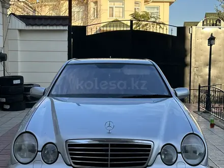 Mercedes-Benz E 430 2000 года за 6 300 000 тг. в Кызылорда – фото 2