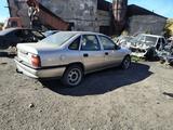 Opel Vectra 1993 года за 500 000 тг. в Караганда – фото 2