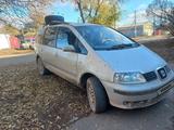 SEAT Alhambra 2002 годаfor2 400 000 тг. в Уральск – фото 5