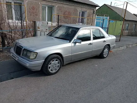 Mercedes-Benz E 230 1989 года за 1 250 000 тг. в Шымкент – фото 2