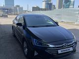 Hyundai Elantra 2019 годаүшін8 300 000 тг. в Астана – фото 2