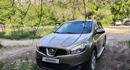 Nissan Qashqai 2013 годаүшін6 350 000 тг. в Семей