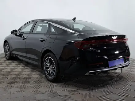 Kia K5 2025 года за 11 890 000 тг. в Астана – фото 7
