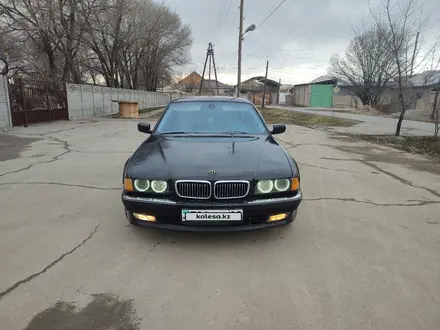 BMW 730 1995 года за 2 200 000 тг. в Тараз