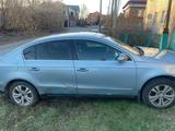 Volkswagen Passat 2006 года за 1 800 000 тг. в Павлодар – фото 2