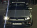 Volkswagen Golf 1995 годаүшін1 250 000 тг. в Алматы