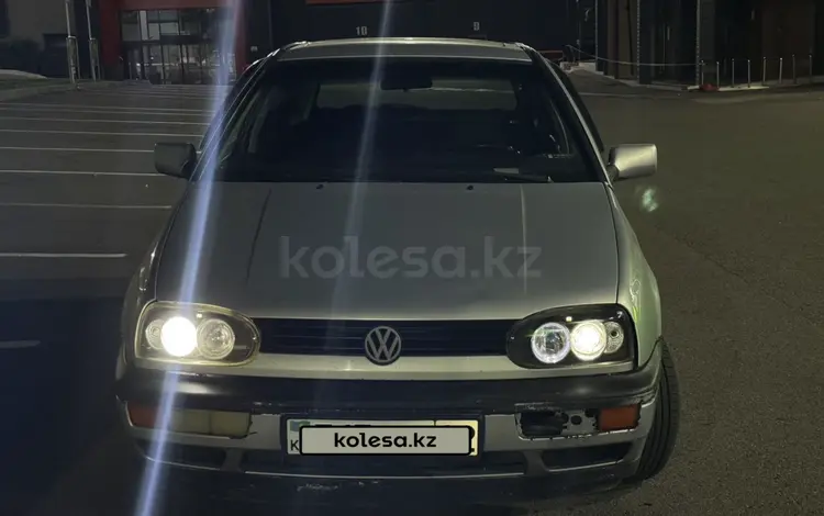 Volkswagen Golf 1995 годаүшін1 250 000 тг. в Алматы