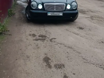 Mercedes-Benz E 230 1996 года за 2 500 000 тг. в Тайынша – фото 5