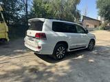 Toyota Land Cruiser 2013 года за 18 900 000 тг. в Алматы – фото 3