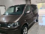 Volkswagen Caravelle 2014 года за 13 500 000 тг. в Астана