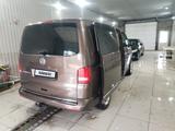 Volkswagen Caravelle 2014 года за 13 500 000 тг. в Астана – фото 3