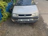 Volkswagen Golf 1995 годаfor1 800 000 тг. в Астана – фото 2