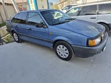Volkswagen Passat, 1991