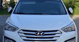Hyundai Santa Fe 2015 годаүшін12 000 000 тг. в Шымкент
