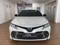 Toyota Camry 2019 года за 14 390 000 тг. в Астана – фото 2