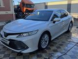 Toyota Camry 2019 года за 16 500 000 тг. в Туркестан – фото 2