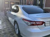 Toyota Camry 2019 года за 16 500 000 тг. в Туркестан – фото 3