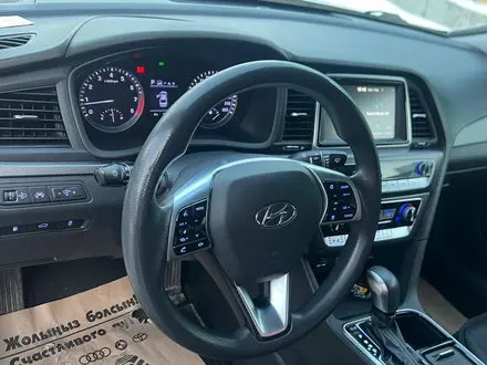 Hyundai Sonata 2020 года за 7 500 000 тг. в Алматы – фото 8