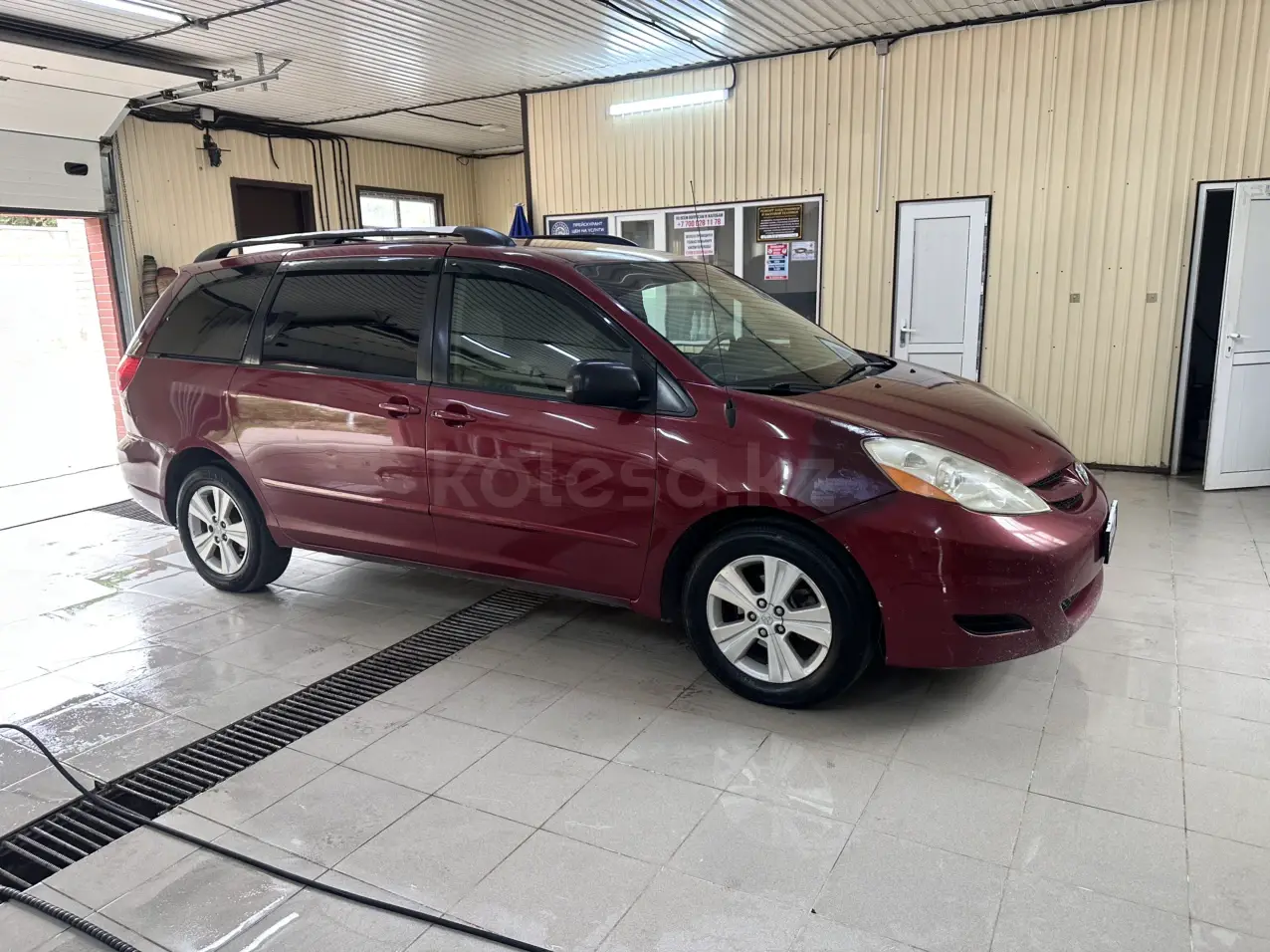 Toyota Sienna, 2008