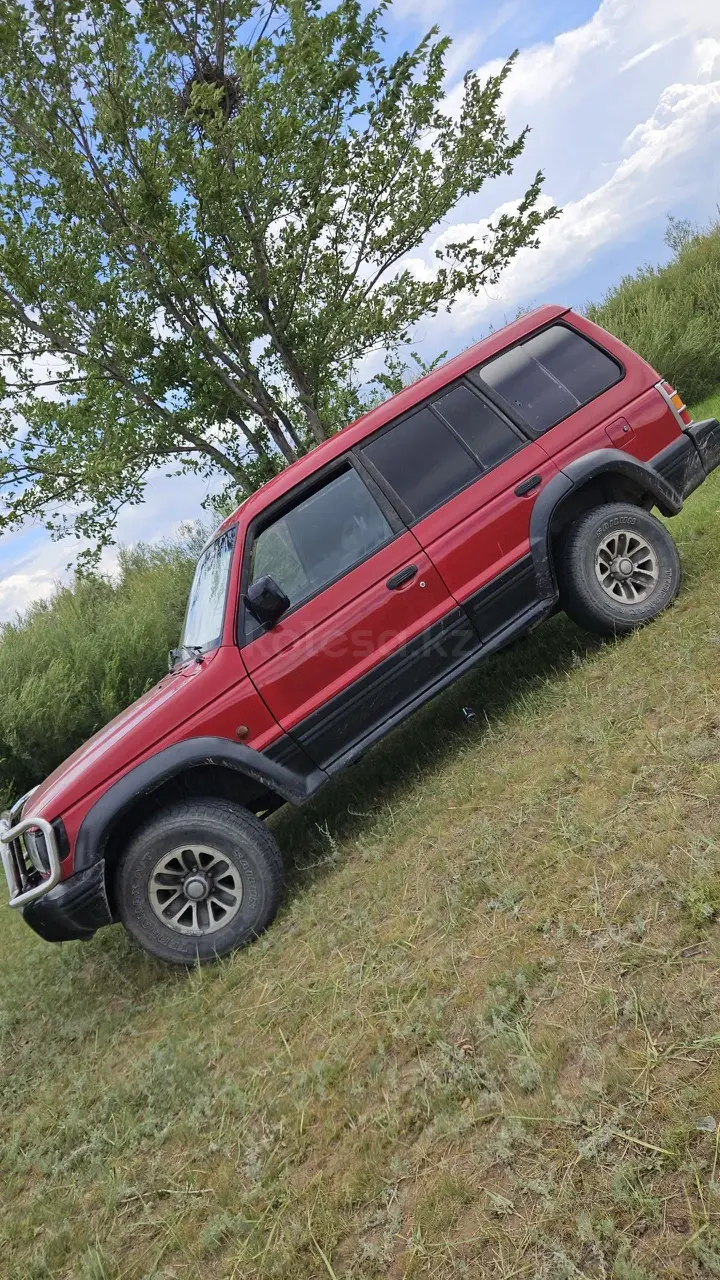 Mitsubishi Pajero, 1992