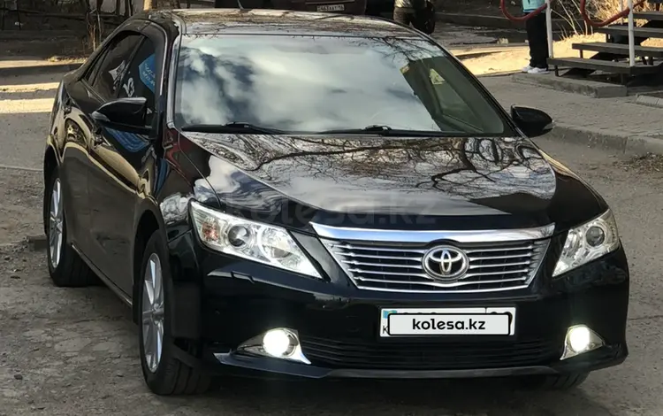 Toyota Camry 2014 годаүшін10 000 000 тг. в Усть-Каменогорск