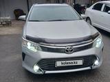 Toyota Camry 2016 годаүшін13 500 000 тг. в Алматы – фото 2