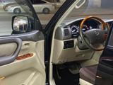 Toyota Land Cruiser 2006 годаүшін12 000 000 тг. в Атырау – фото 2
