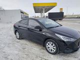 Hyundai Accent 2022 года за 9 500 000 тг. в Актобе – фото 3