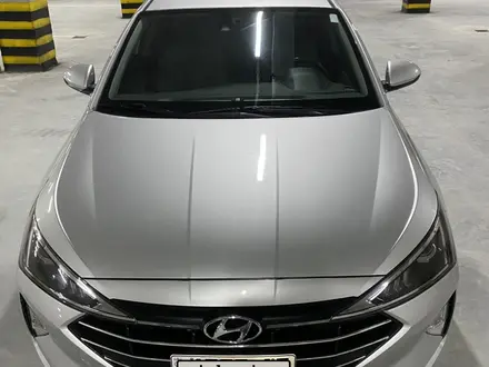 Hyundai Elantra 2018 года за 7 500 000 тг. в Шымкент – фото 13