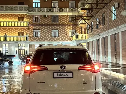 Toyota RAV4 2017 года за 10 000 000 тг. в Актау – фото 6