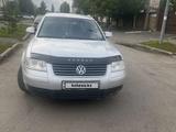 Volkswagen Passat 2005 годаfor2 800 000 тг. в Астана – фото 4