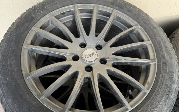 Шины с дисками за 350 000 тг. в Алматы