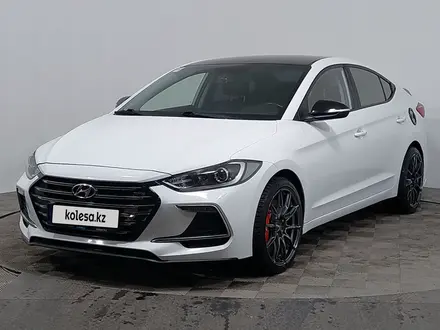 Hyundai Avante 2018 года за 8 420 000 тг. в Астана