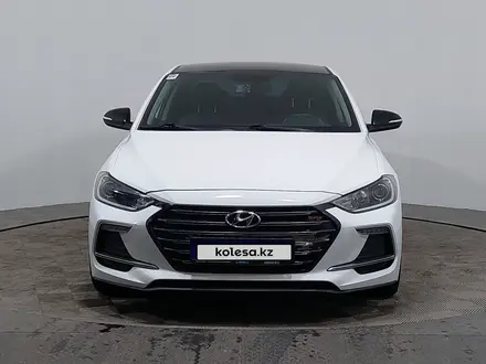 Hyundai Avante 2018 года за 8 420 000 тг. в Астана – фото 2