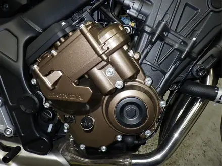 Honda  CB 650R 2025 года за 7 500 000 тг. в Алматы – фото 2