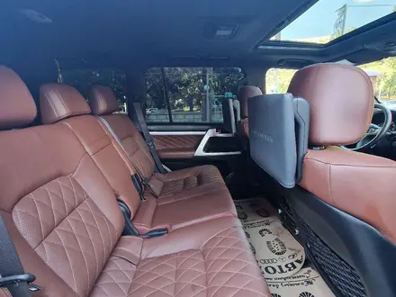 Toyota Land Cruiser 2018 года за 35 900 000 тг. в Астана – фото 11