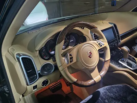 Porsche Cayenne 2011 года за 13 500 000 тг. в Алматы