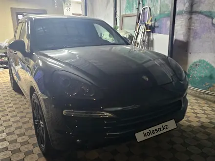 Porsche Cayenne 2011 года за 13 500 000 тг. в Алматы – фото 2