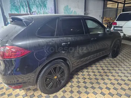 Porsche Cayenne 2011 года за 13 500 000 тг. в Алматы – фото 4