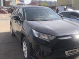 Toyota RAV4 2021 года за 15 000 000 тг. в Астана