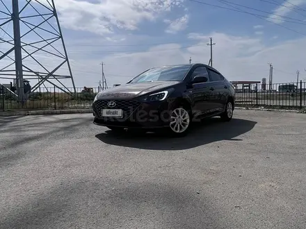 Hyundai Accent 2021 года за 7 900 000 тг. в Атырау – фото 3