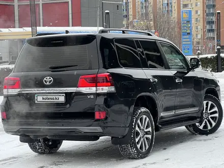 Toyota Land Cruiser 2016 года за 29 100 000 тг. в Алматы – фото 20