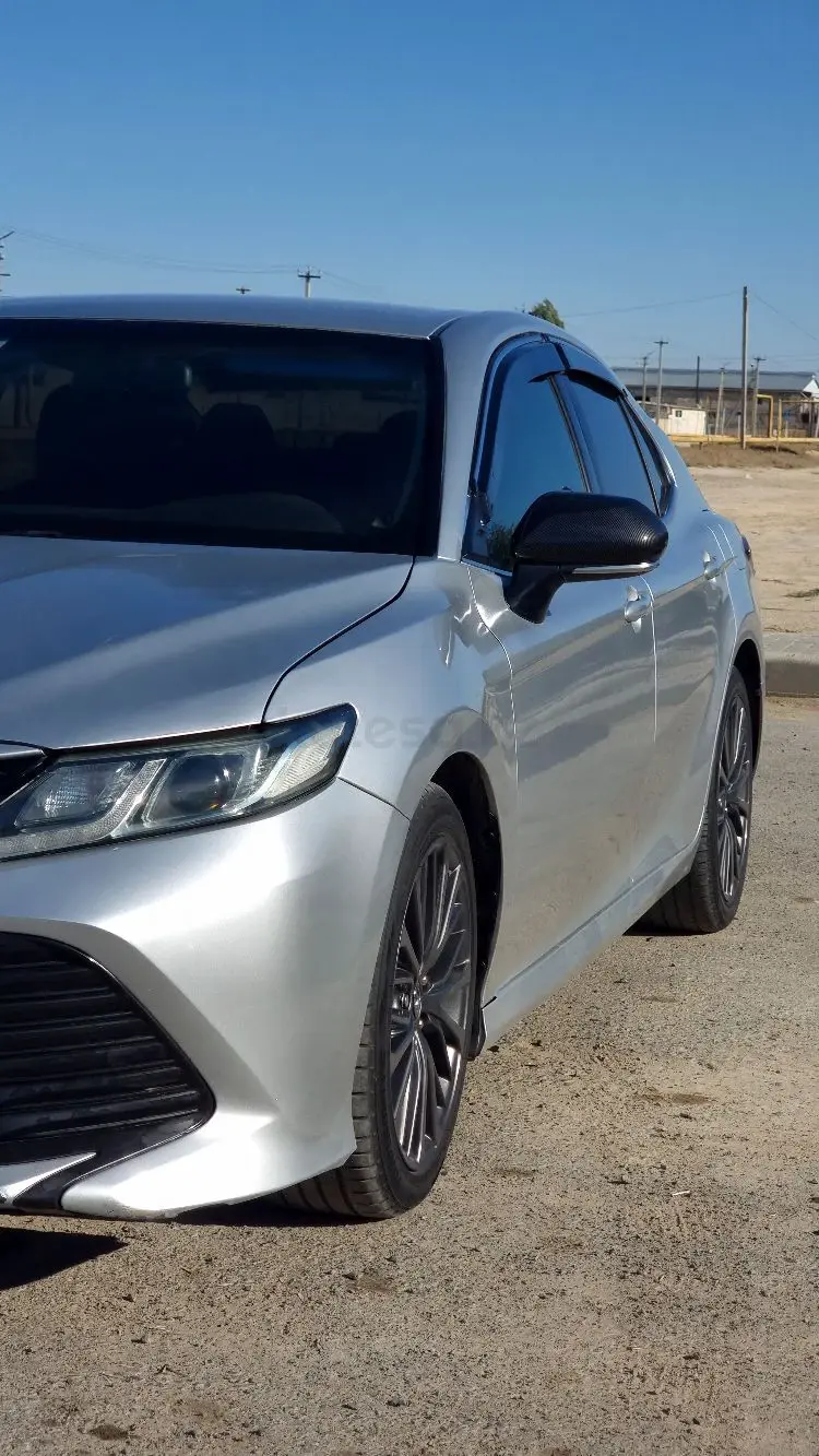 Toyota Camry, 2019