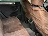 Volkswagen Tiguan 2018 года за 11 800 000 тг. в Алматы – фото 3