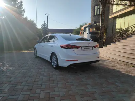 Hyundai Elantra 2018 года за 8 200 000 тг. в Алматы – фото 19