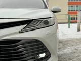 Toyota Camry 2020 годаүшін14 500 000 тг. в Актобе – фото 3