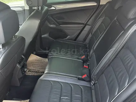 Volkswagen Tiguan 2021 года за 11 000 000 тг. в Алматы – фото 5