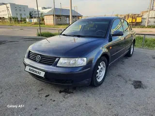 Volkswagen Passat, 1996