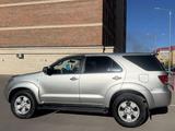 Toyota Fortuner 2006 года за 8 000 000 тг. в Караганда – фото 3